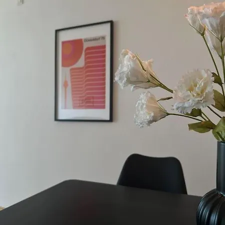 Zentral In Neuss, Naehe Messe Duesseldorf Apartment Neuss
