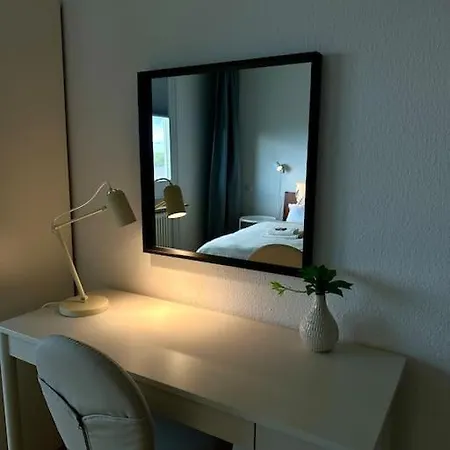 Apartment Zentral In Neuss, Naehe Messe Duesseldorf