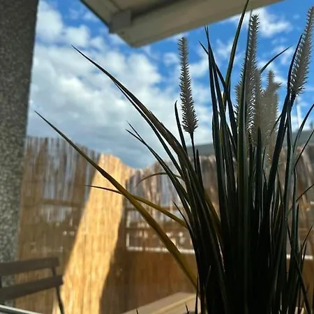 Apartment Zentral In Neuss, Naehe Messe Duesseldorf Neuss